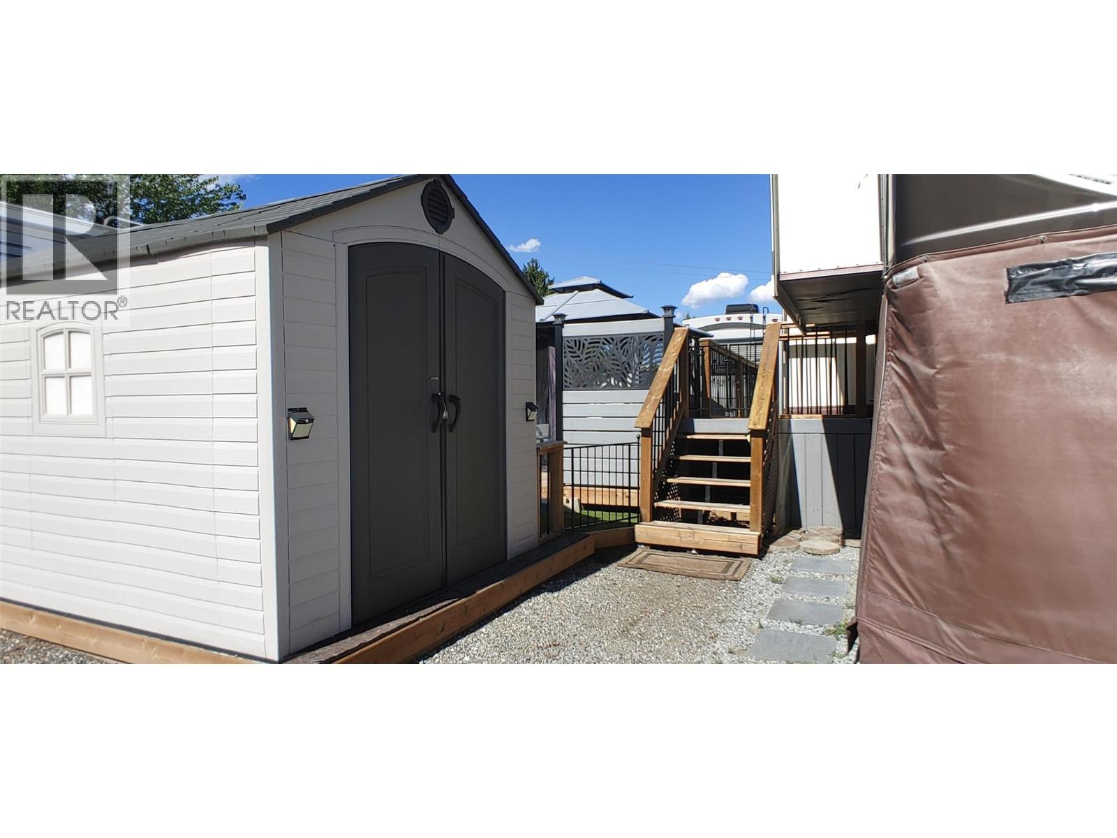 573 415 Commonwealth Road, Kelowna