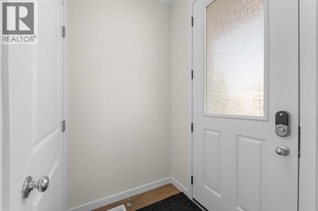 Single Family House for Sale in  Rangeview Drive SE Rangeview Calgary 