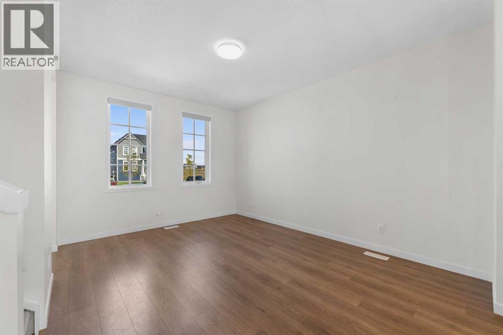 Single Family House for Sale in  Rangeview Drive SE Rangeview Calgary 