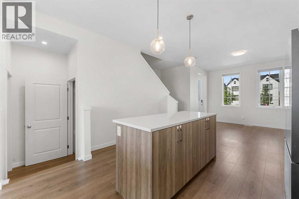 Single Family House for Sale in  Rangeview Drive SE Rangeview Calgary 