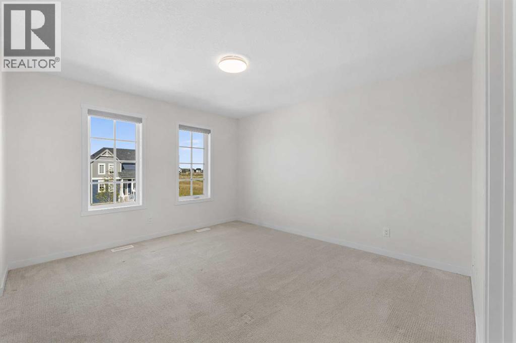 Single Family House for Sale in  Rangeview Drive SE Rangeview Calgary 