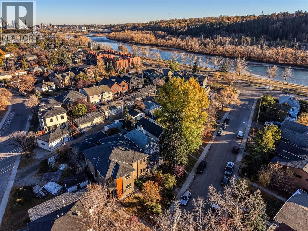 Single Family House for Sale in   Street NW Parkdale Calgary 