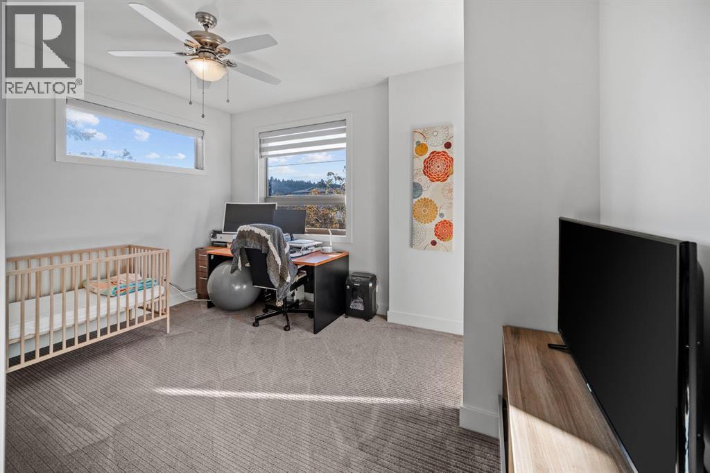 Single Family House for Sale in   Street NW Parkdale Calgary 