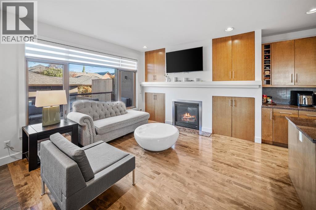 Single Family House for Sale in   Street NW Parkdale Calgary 