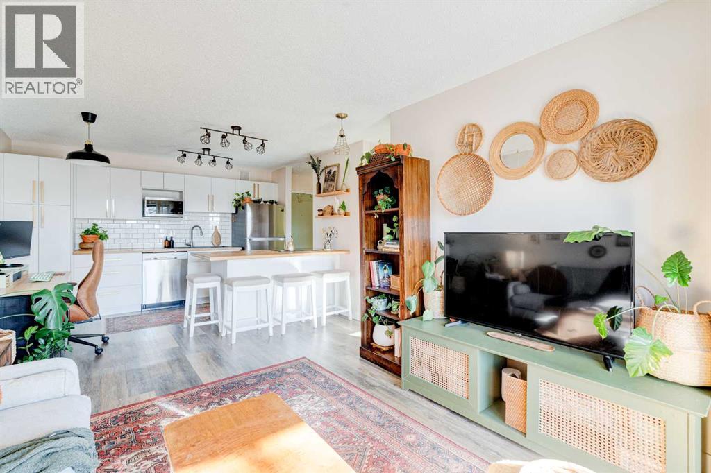 Single Family House for Sale in    Avenue SW Sunalta Calgary 