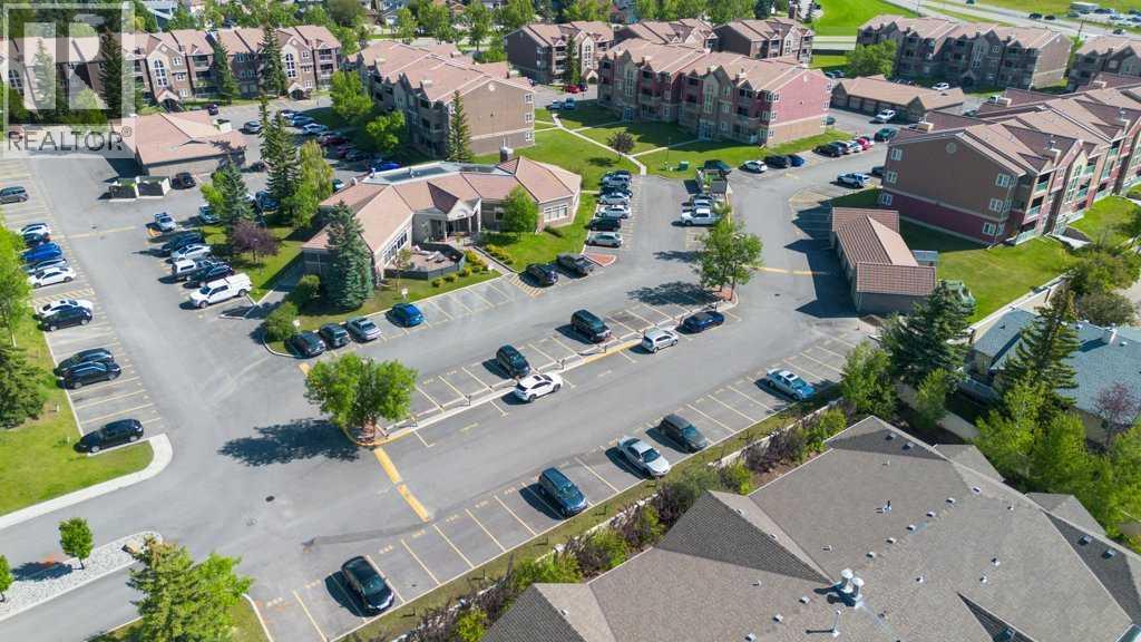 Single Family House for Sale in   Edenwold Heights NW Edgemont Calgary 