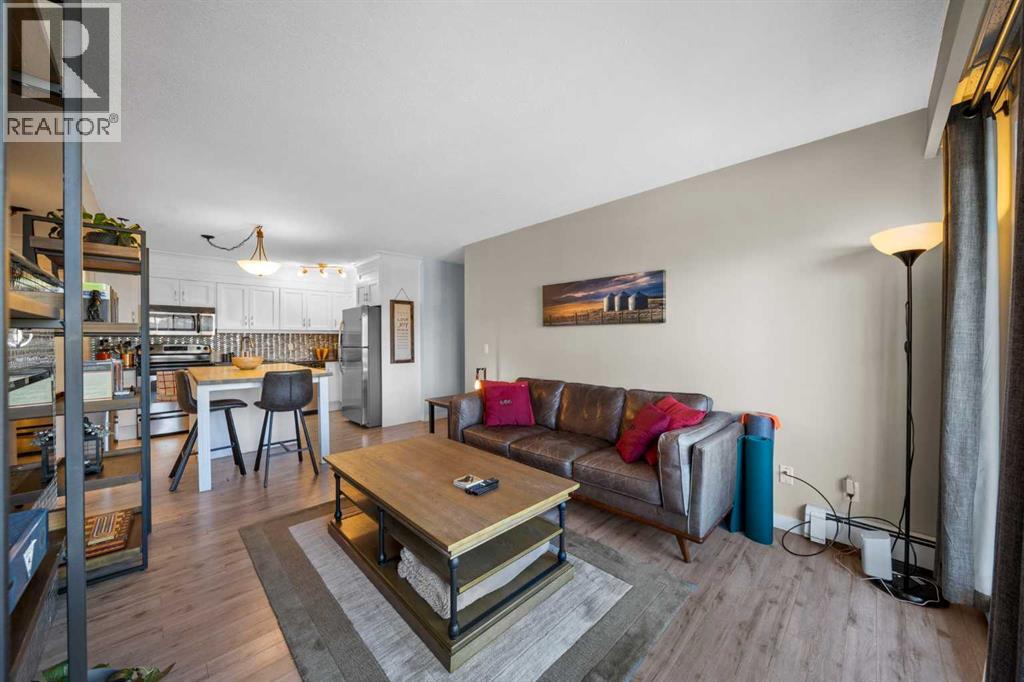 Single Family House for Sale in   Kensington Close NW Hillhurst Calgary 