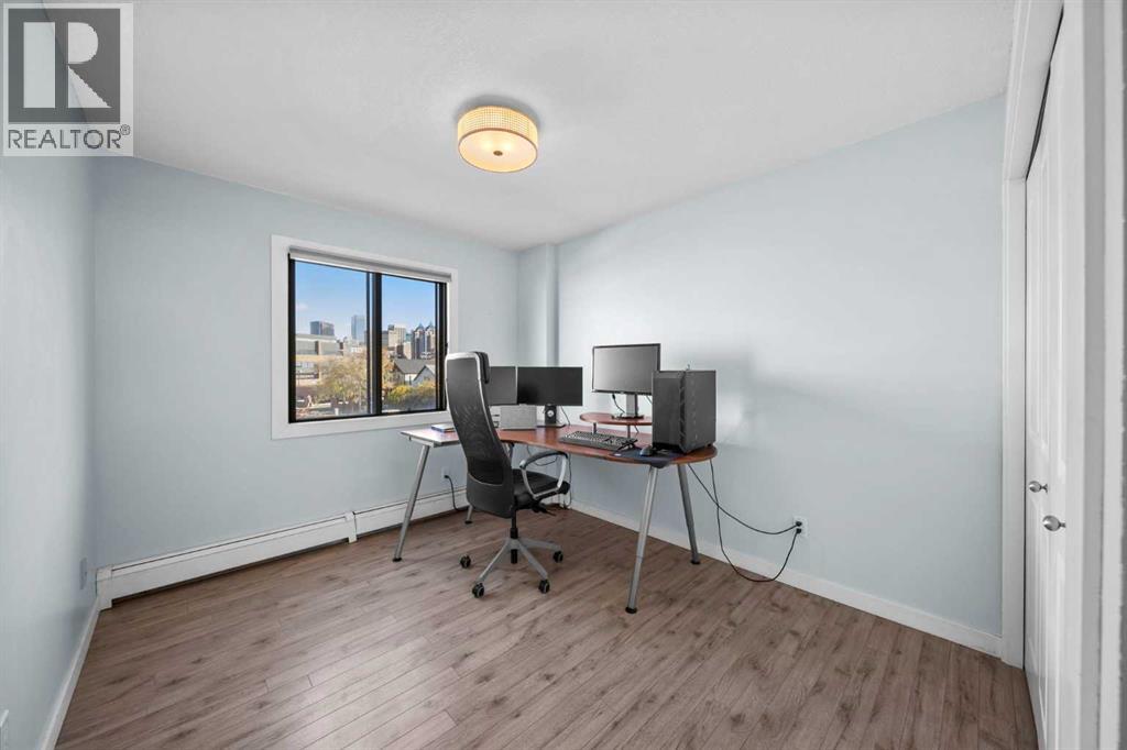 Single Family House for Sale in   Kensington Close NW Hillhurst Calgary 