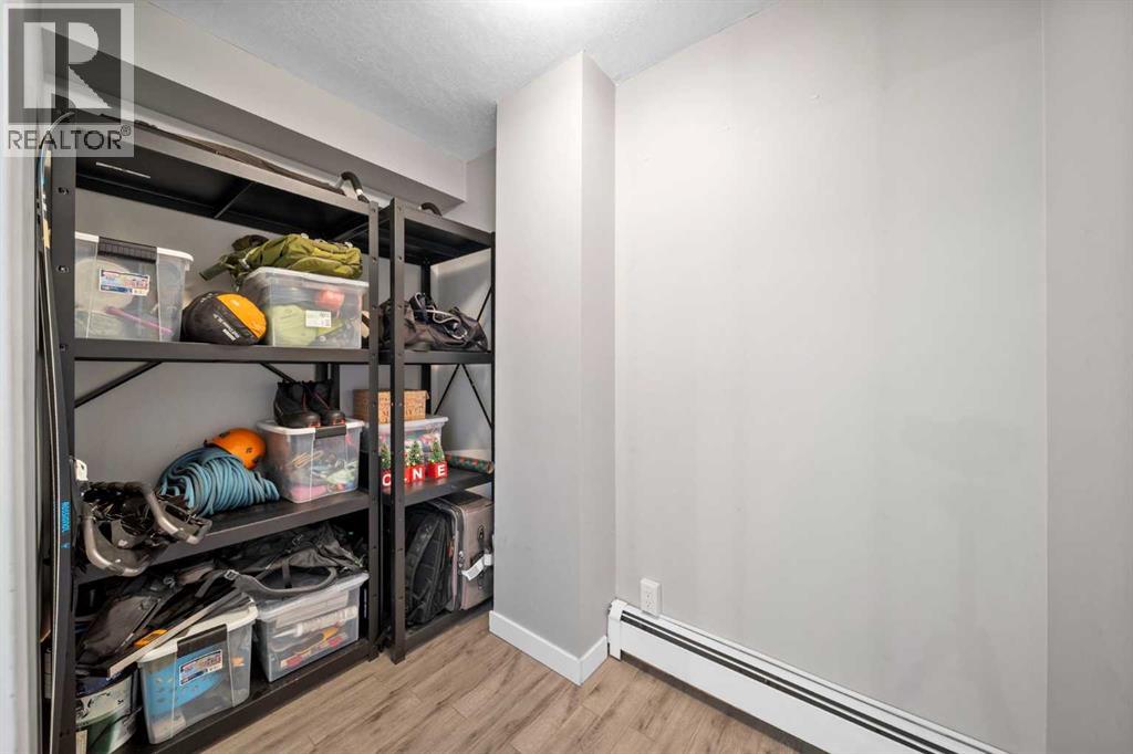 Single Family House for Sale in   Kensington Close NW Hillhurst Calgary 