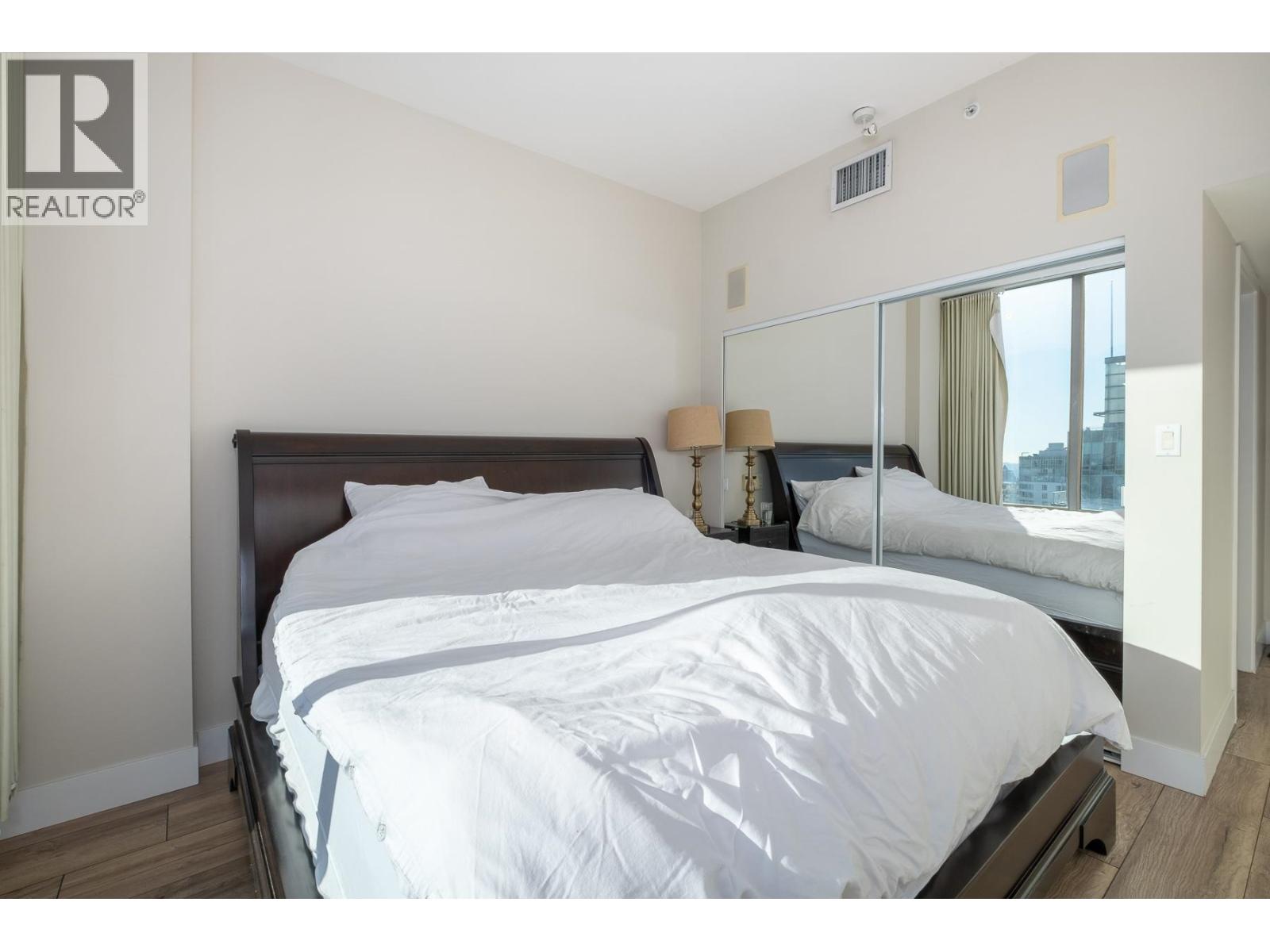 PH2 1288 W GEORGIA STREET, Vancouver