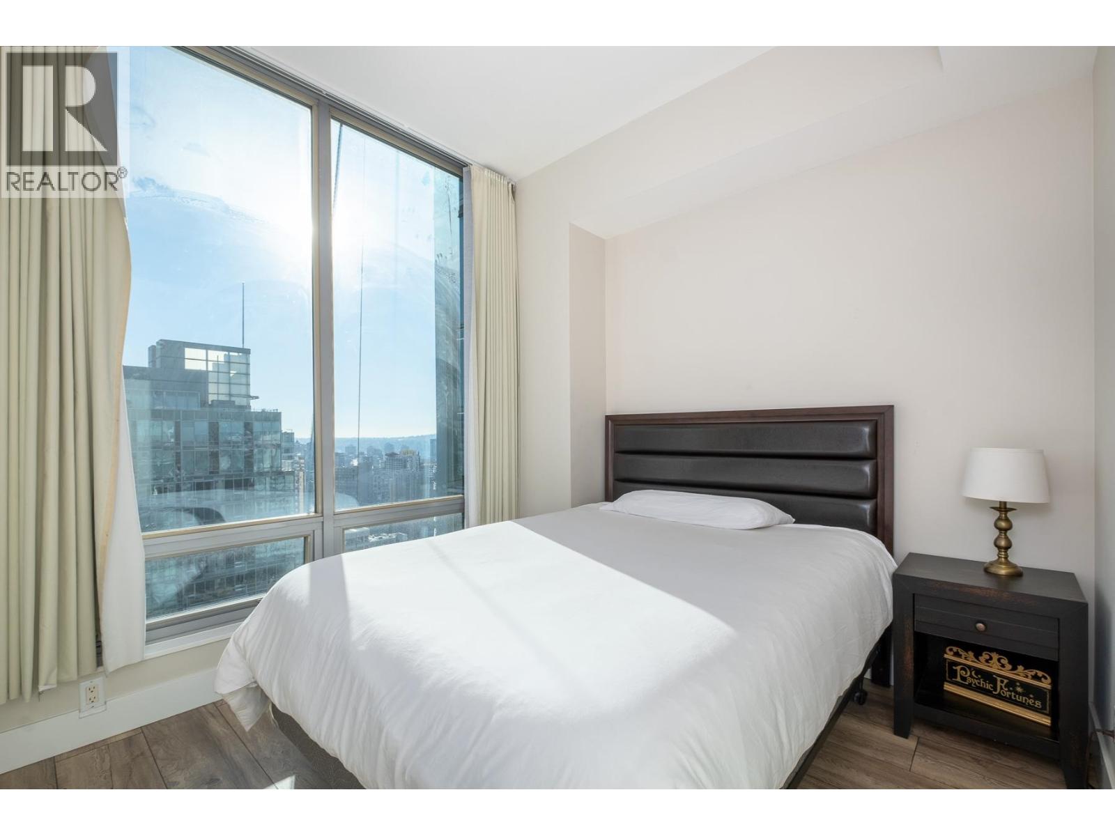 PH2 1288 W GEORGIA STREET, Vancouver