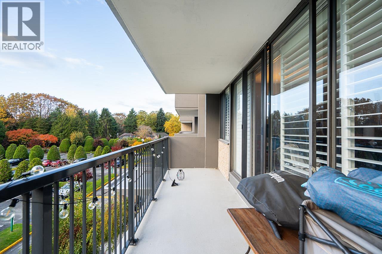 #402-9300 PARKSVILLE Drive, Richmond