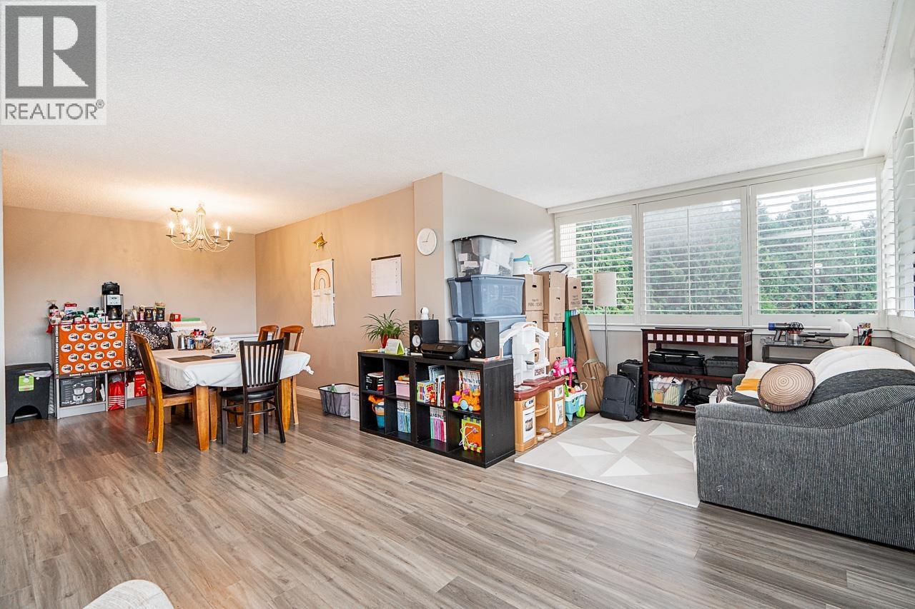 #402-9300 PARKSVILLE Drive, Richmond