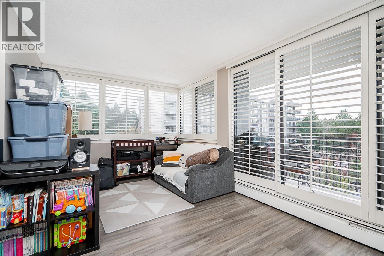 #402-9300 PARKSVILLE Drive, Richmond