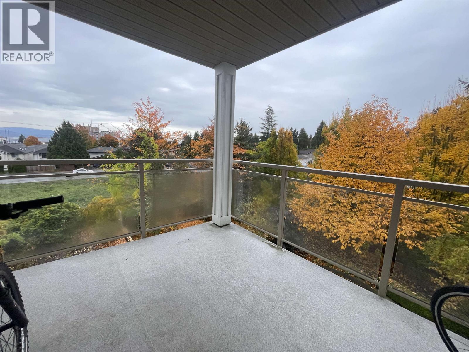 303 2228 WELCHER AVENUE, Port Coquitlam