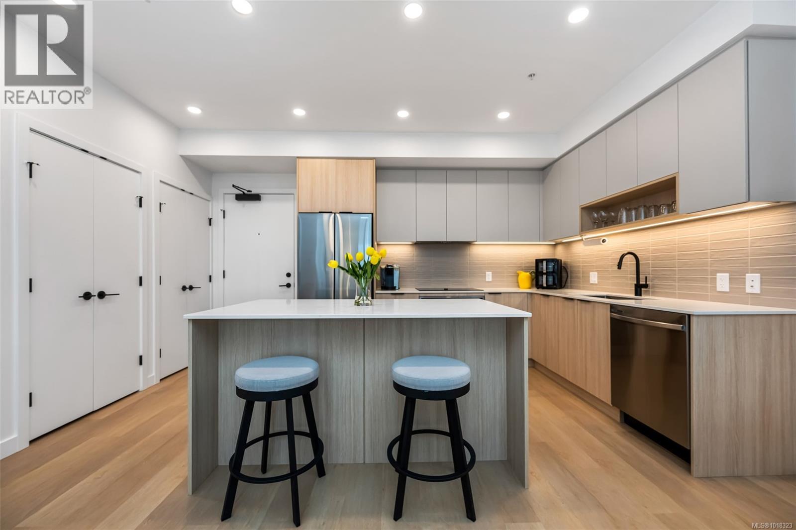 #411 3564A RYDER HESJEDAL WAY - 1