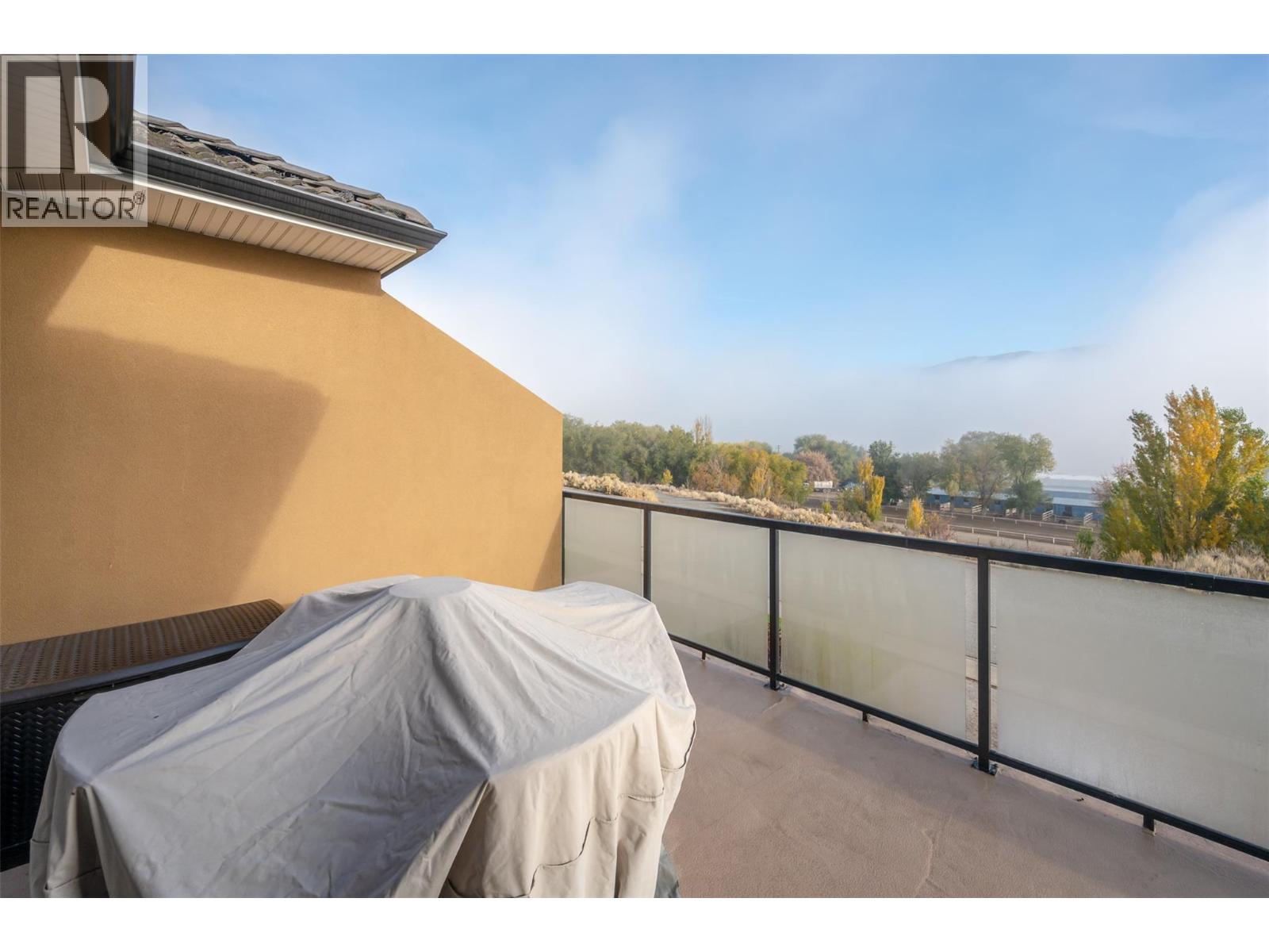 4214 GOLF COURSE Drive, Osoyoos