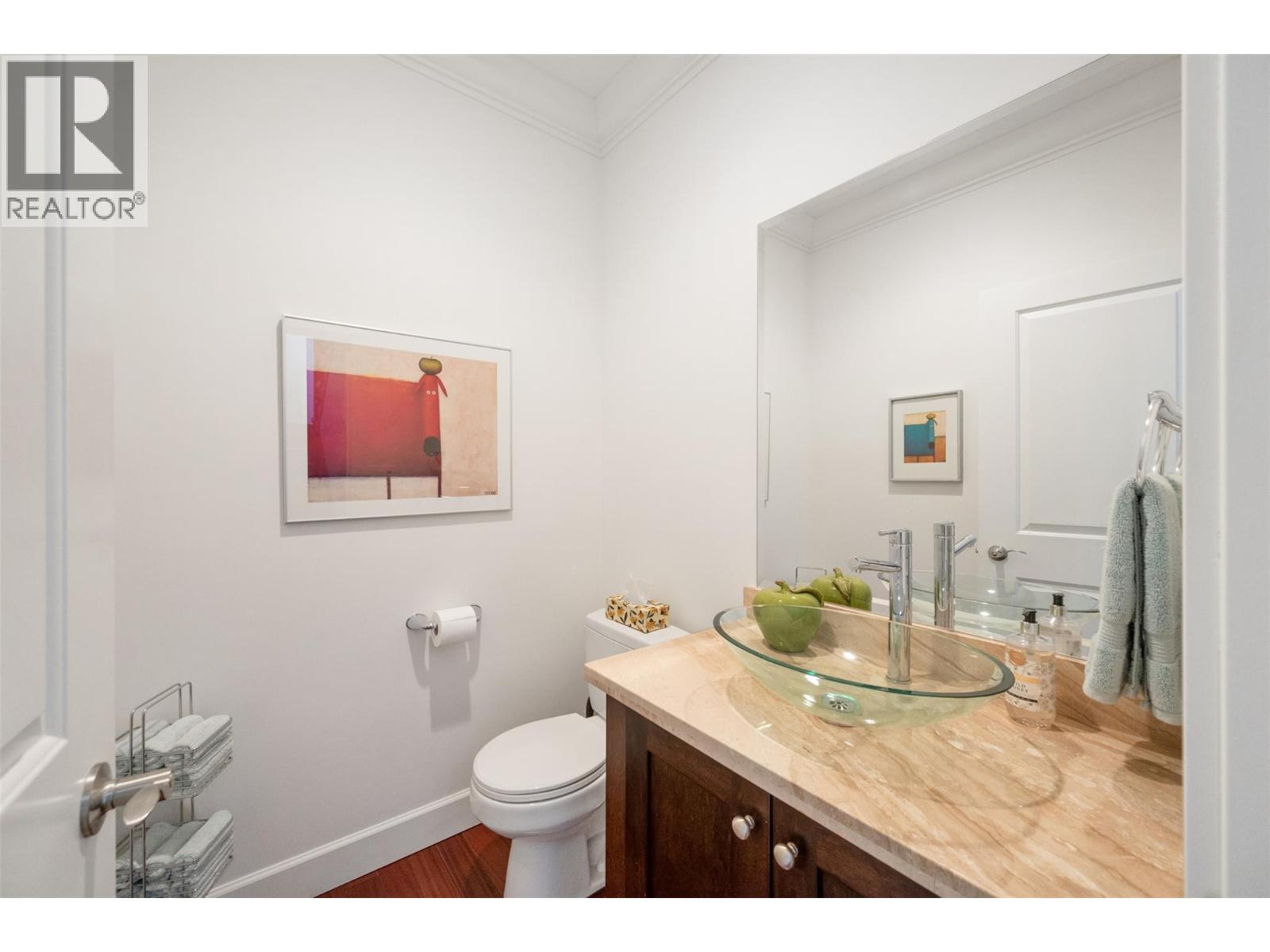 4214 GOLF COURSE Drive, Osoyoos