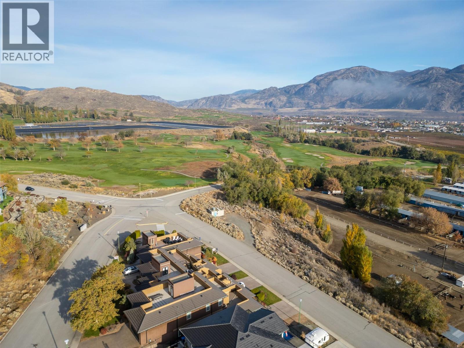 4214 GOLF COURSE Drive, Osoyoos