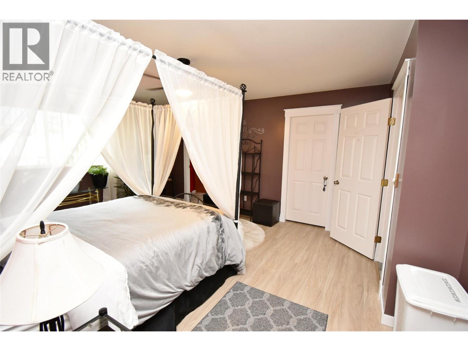 3 4404 20 Street, Vernon