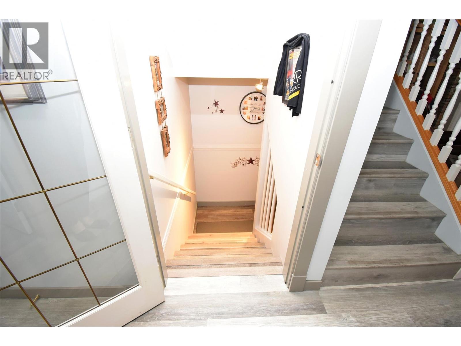 3 4404 20 Street, Vernon