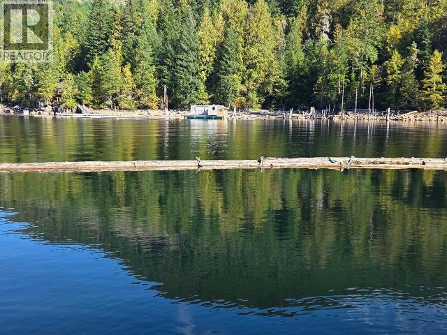 9436 POWELL LAKE - 13