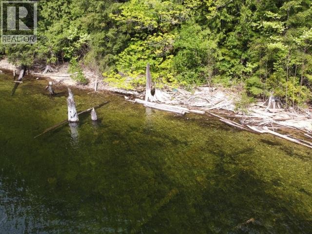 9436 POWELL LAKE - 17