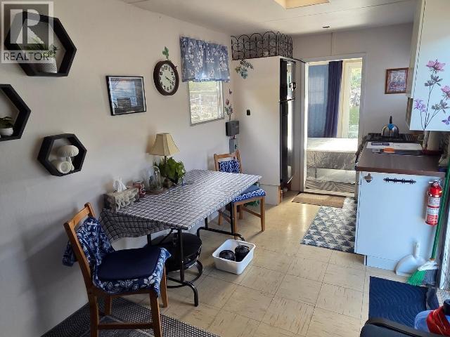 9436 POWELL LAKE - 9