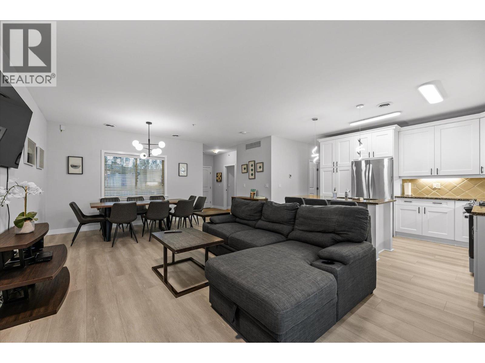 5403 4034 Pritchard Drive, West Kelowna