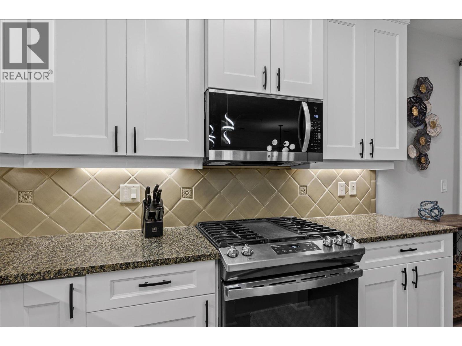 5403 4034 Pritchard Drive, West Kelowna