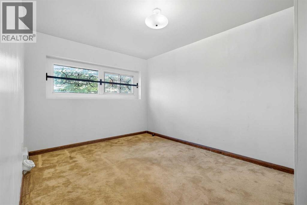 Single Family House 4 Level for Sale in  Fairview Drive SE Fairview Calgary 