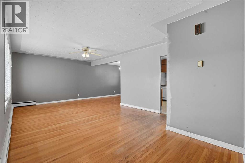 Single Family House 4 Level for Sale in  Fairview Drive SE Fairview Calgary 