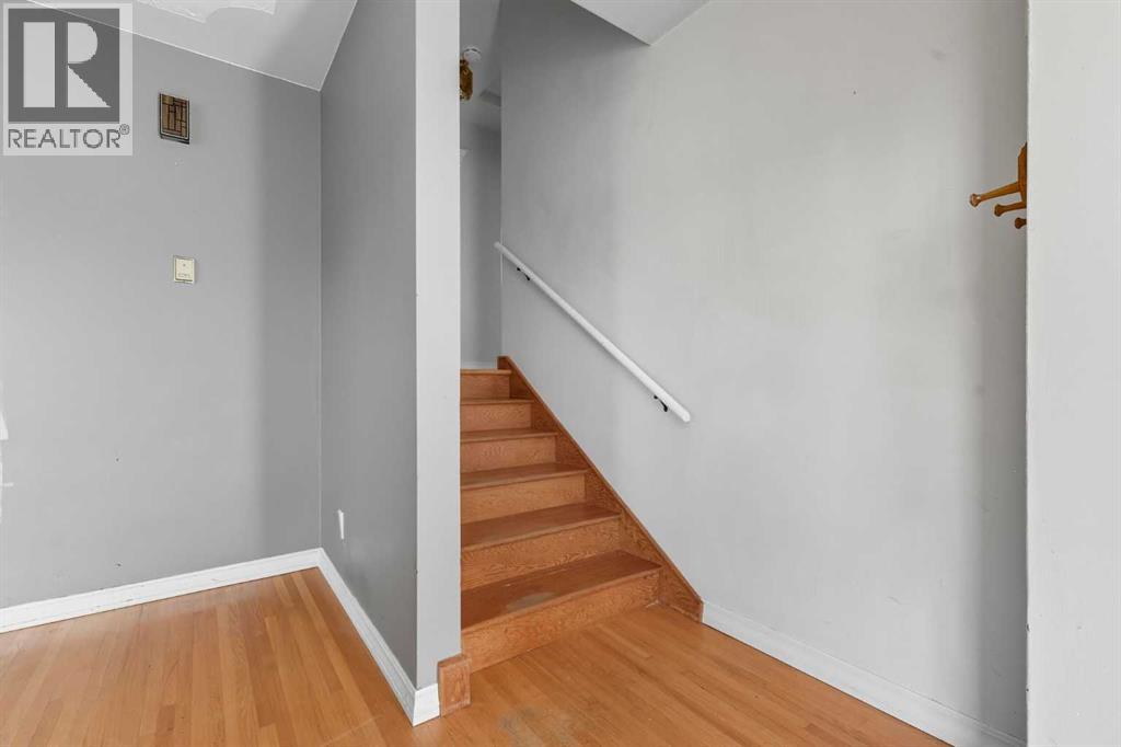 Single Family House 4 Level for Sale in  Fairview Drive SE Fairview Calgary 