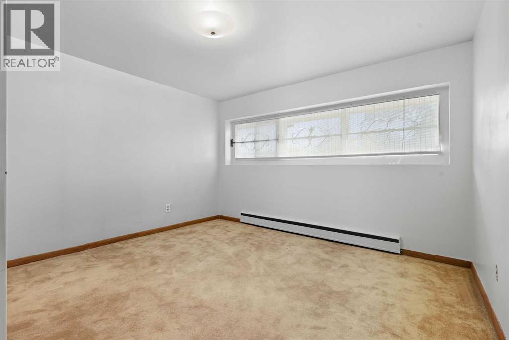 Single Family House 4 Level for Sale in  Fairview Drive SE Fairview Calgary 