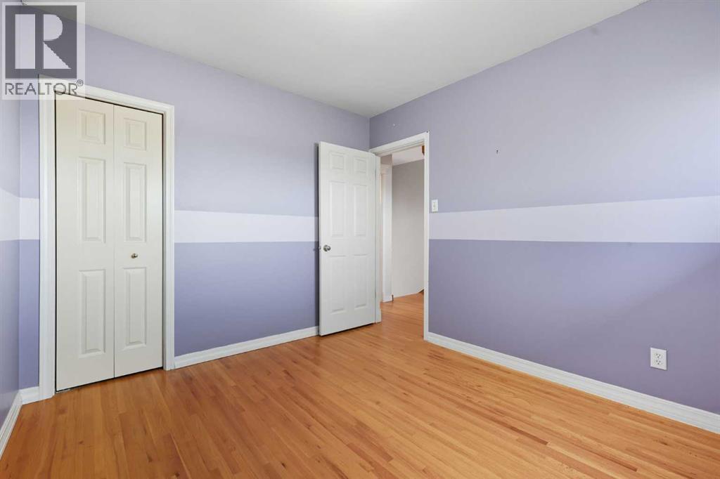 Single Family House 4 Level for Sale in  Fairview Drive SE Fairview Calgary 