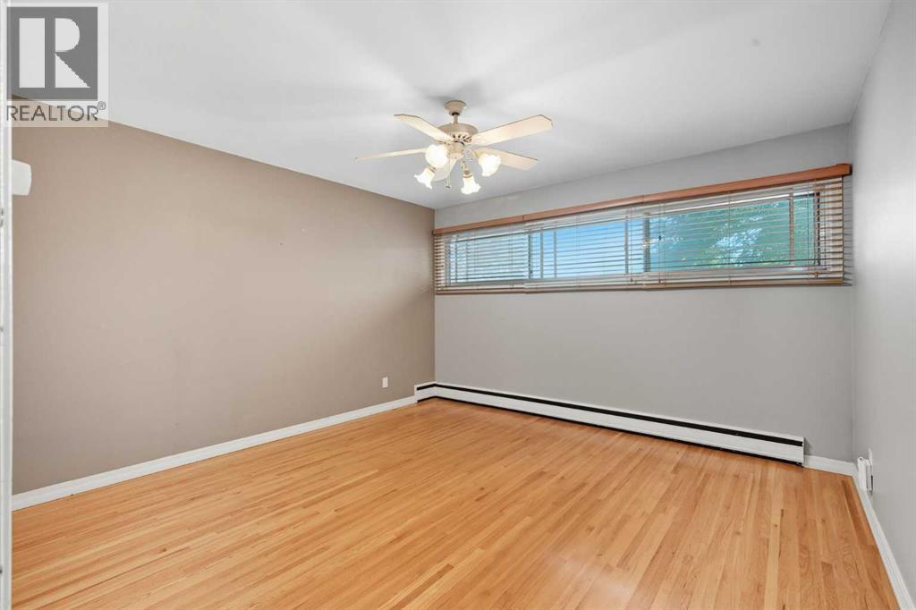 Single Family House 4 Level for Sale in  Fairview Drive SE Fairview Calgary 