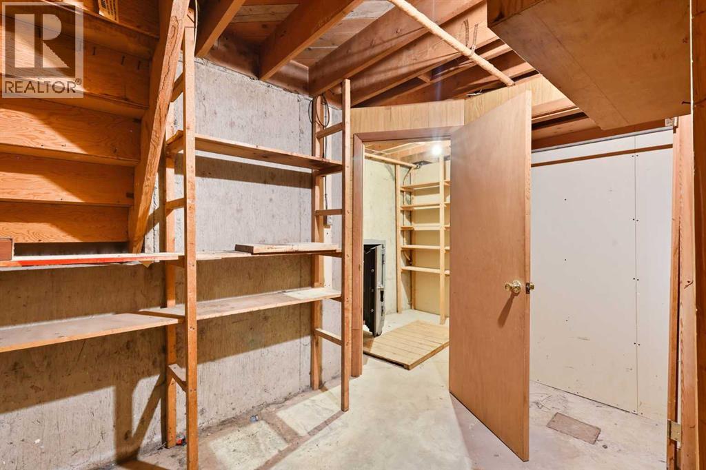 Single Family House 4 Level for Sale in  Fairview Drive SE Fairview Calgary 