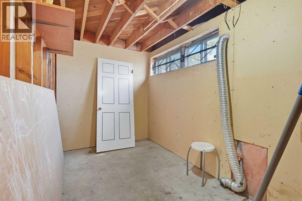 Single Family House 4 Level for Sale in  Fairview Drive SE Fairview Calgary 