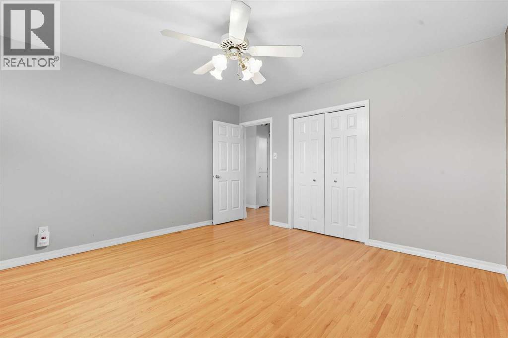 Single Family House 4 Level for Sale in  Fairview Drive SE Fairview Calgary 