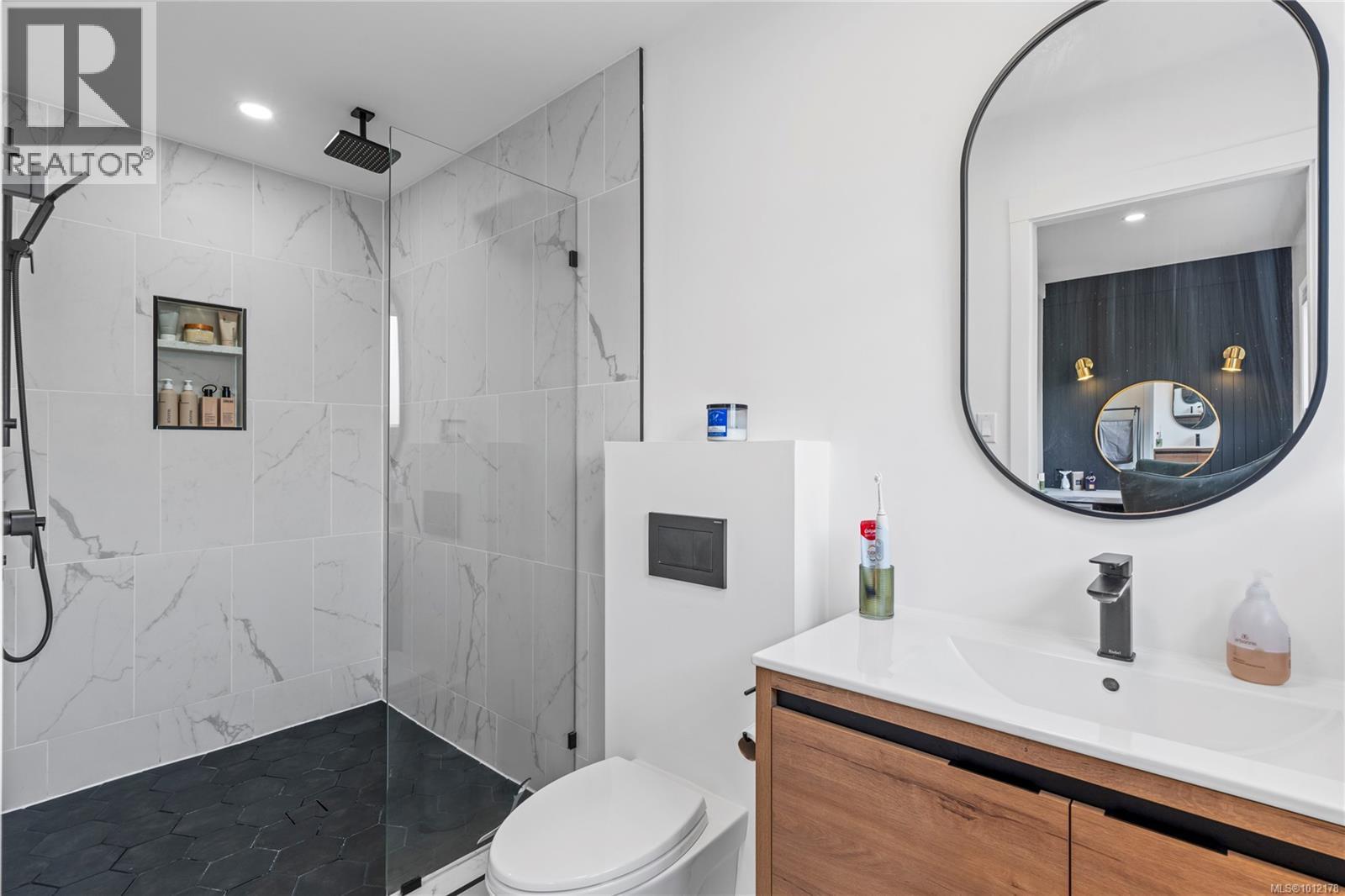 3258 Douglas St, Chemainus