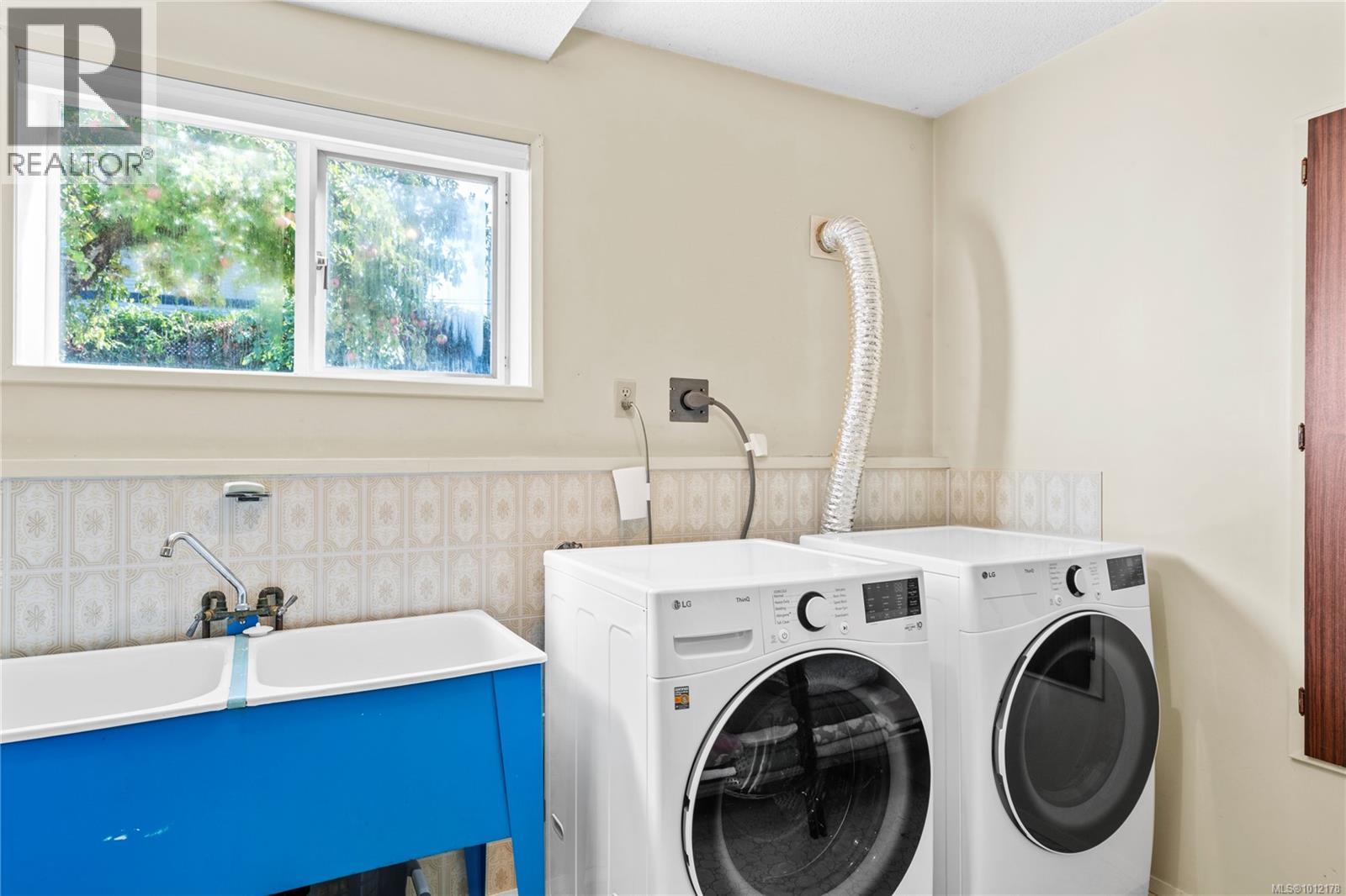 3258 Douglas St, Chemainus