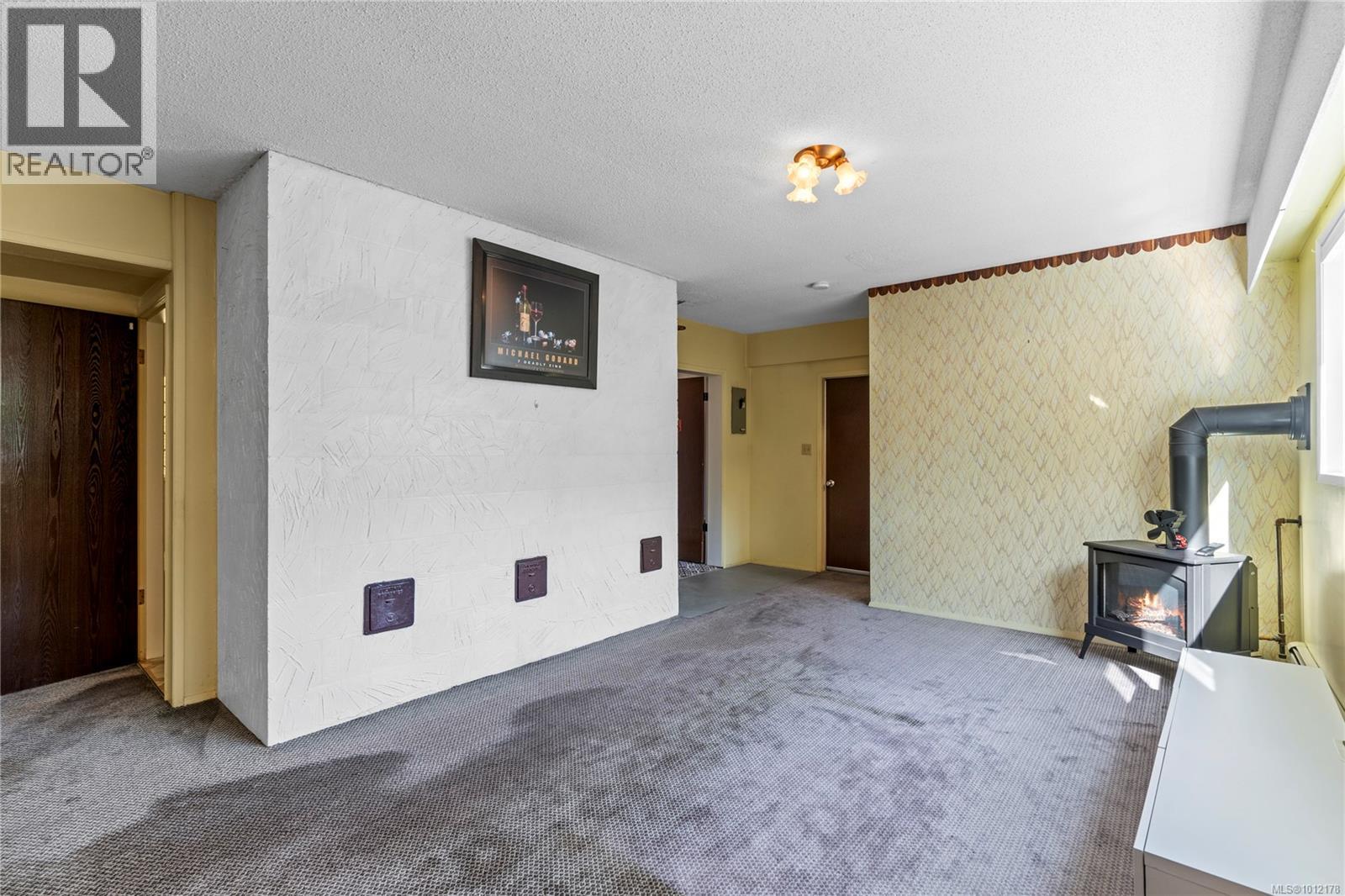 3258 Douglas St, Chemainus