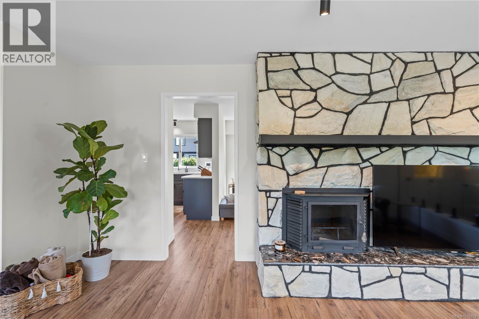 3258 Douglas St, Chemainus