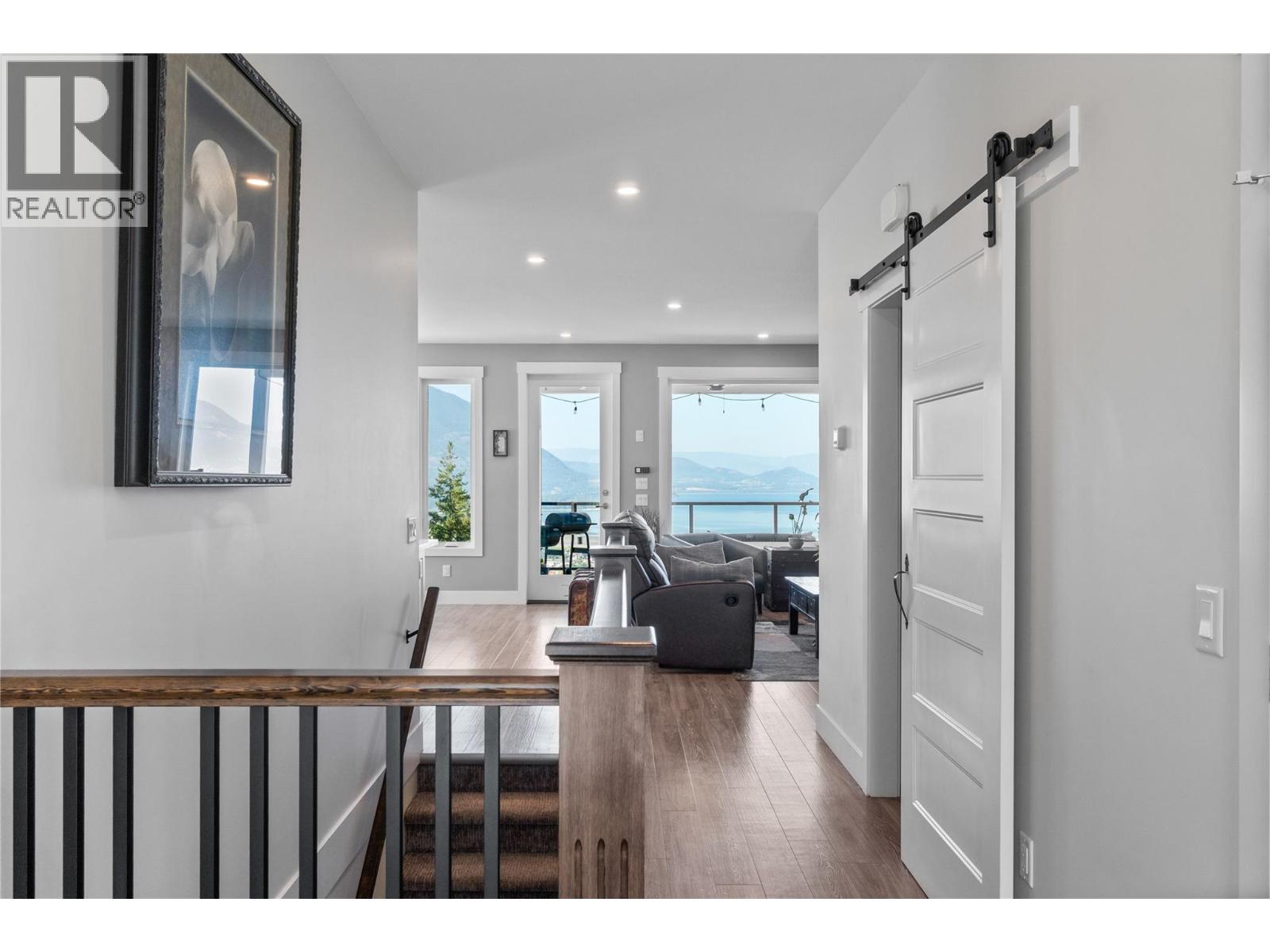  1021 17 Avenue Southeast, Salmon Arm