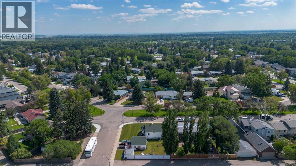 Single Family House Bungalow for Sale in  Dieppe Boulevard S Glendale Lethbridge 
