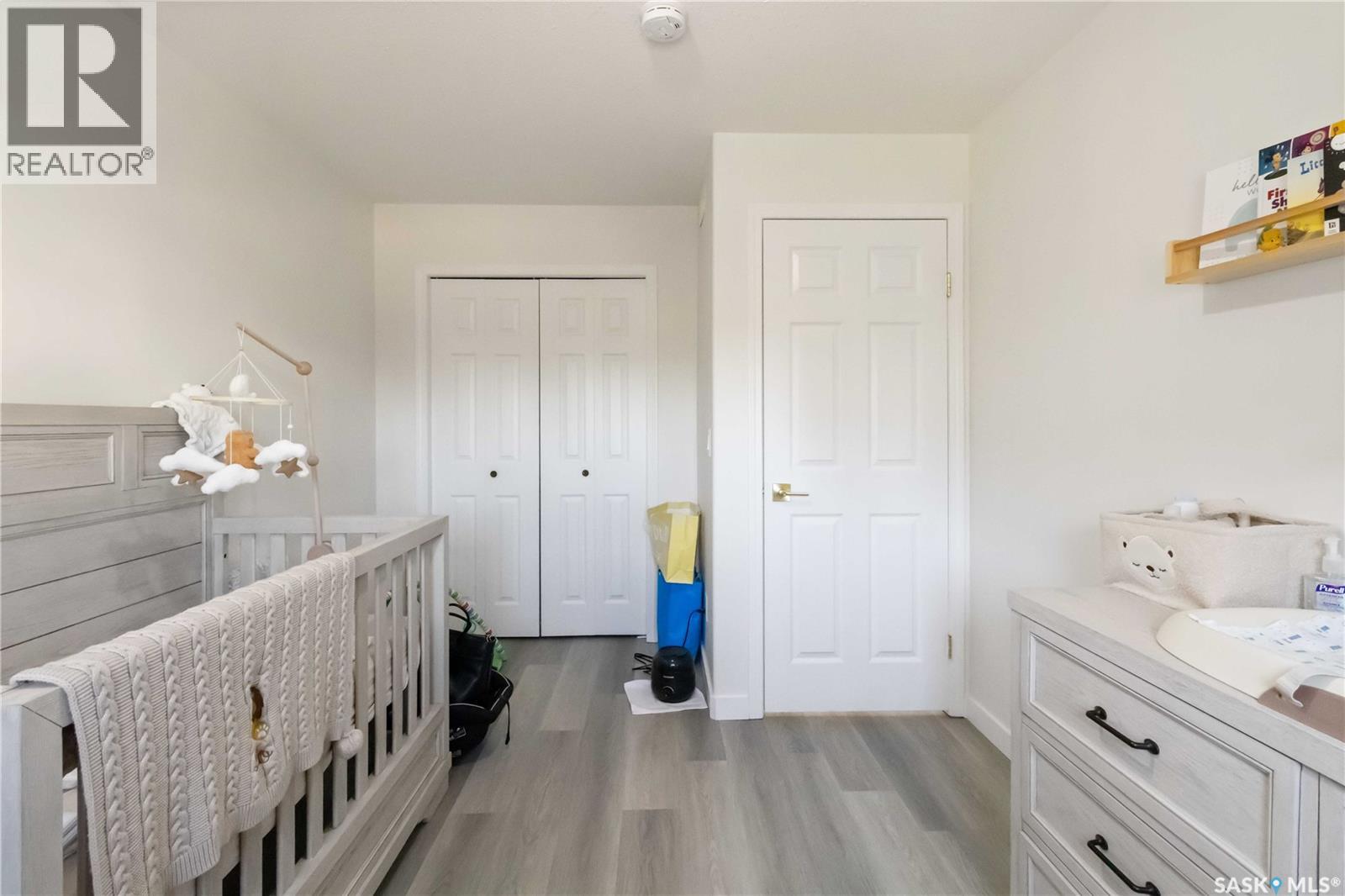 Single Family House Low rise for Sale in   Heritage VIEW Saskatoon 