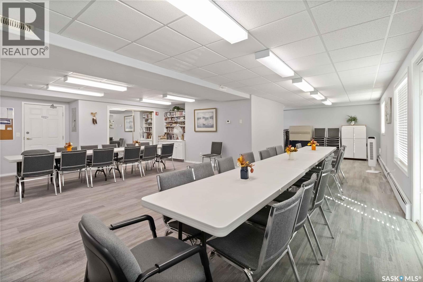 Single Family House Low rise for Sale in   Heritage VIEW Saskatoon 