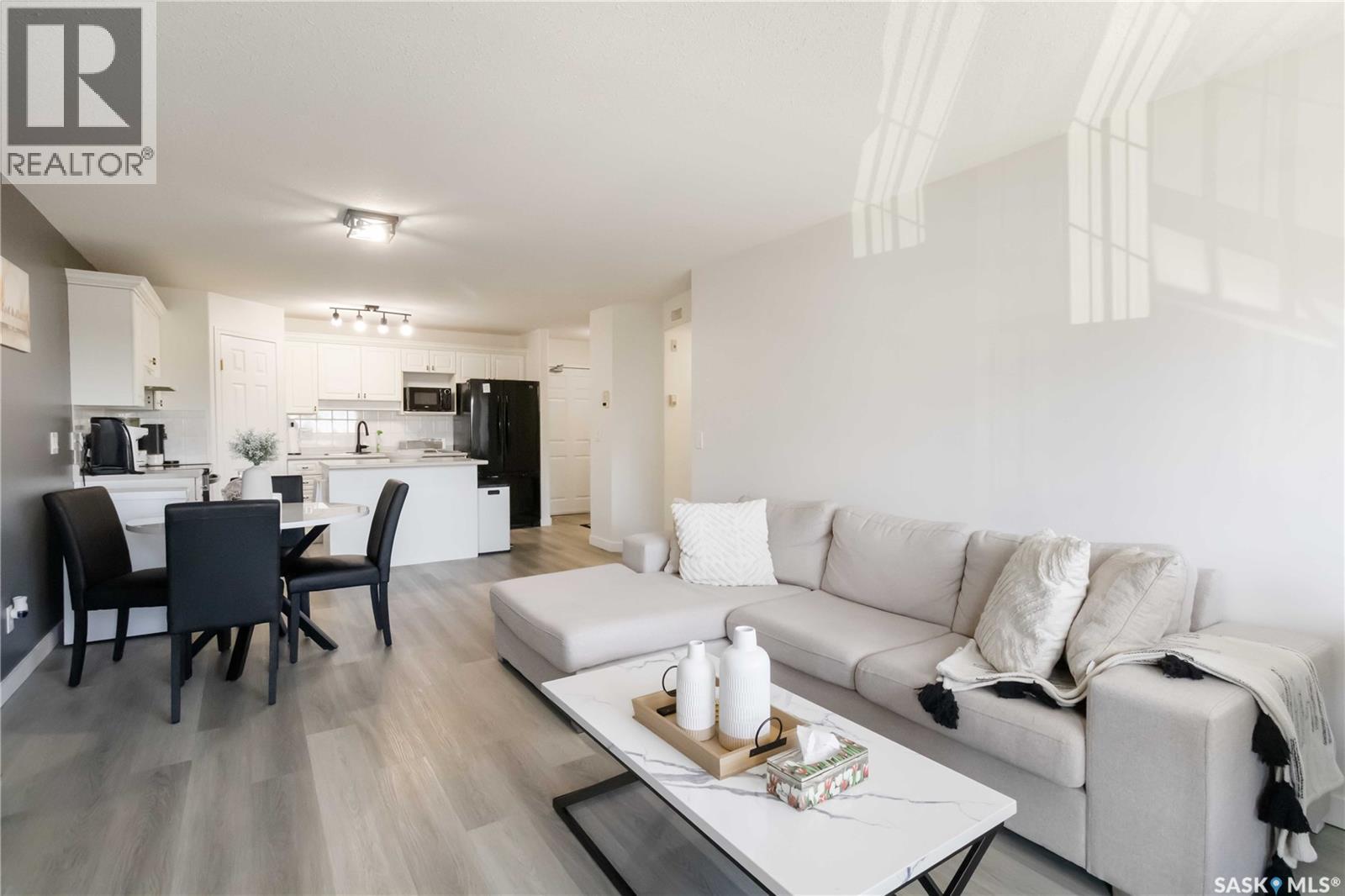 Single Family House Low rise for Sale in   Heritage VIEW Saskatoon 