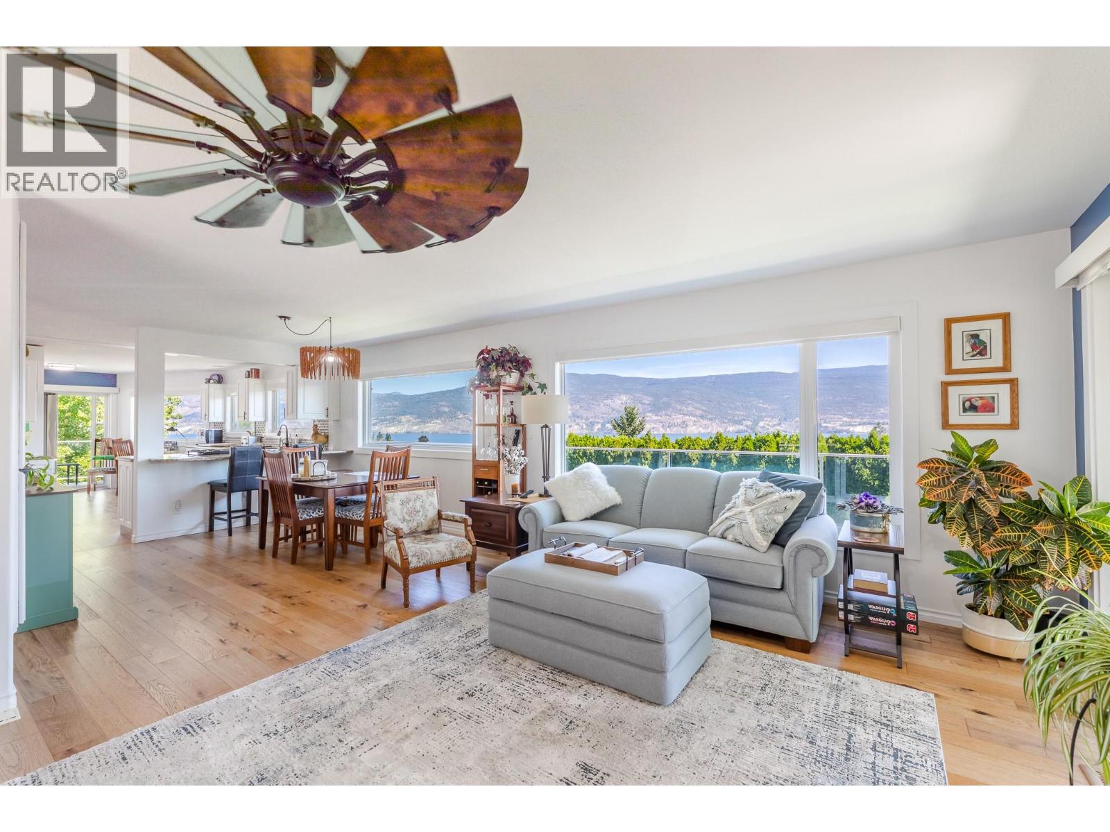 6318 Faircrest Street, Summerland