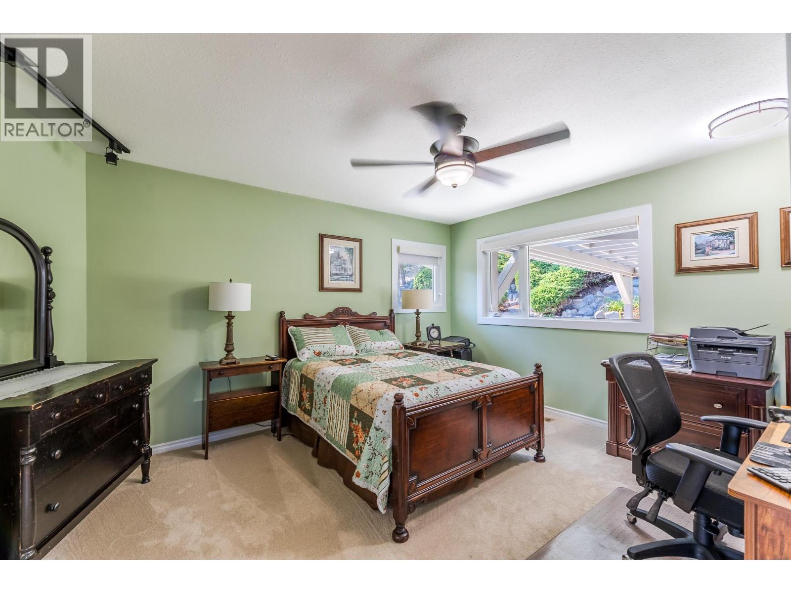 6318 Faircrest Street, Summerland